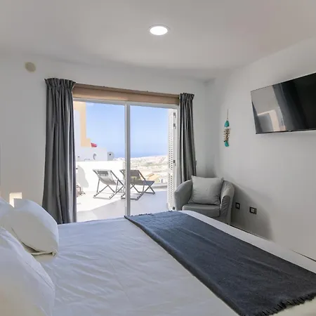 Mirador Balcon Del Atlantico Y Piscina Privada Holiday home *